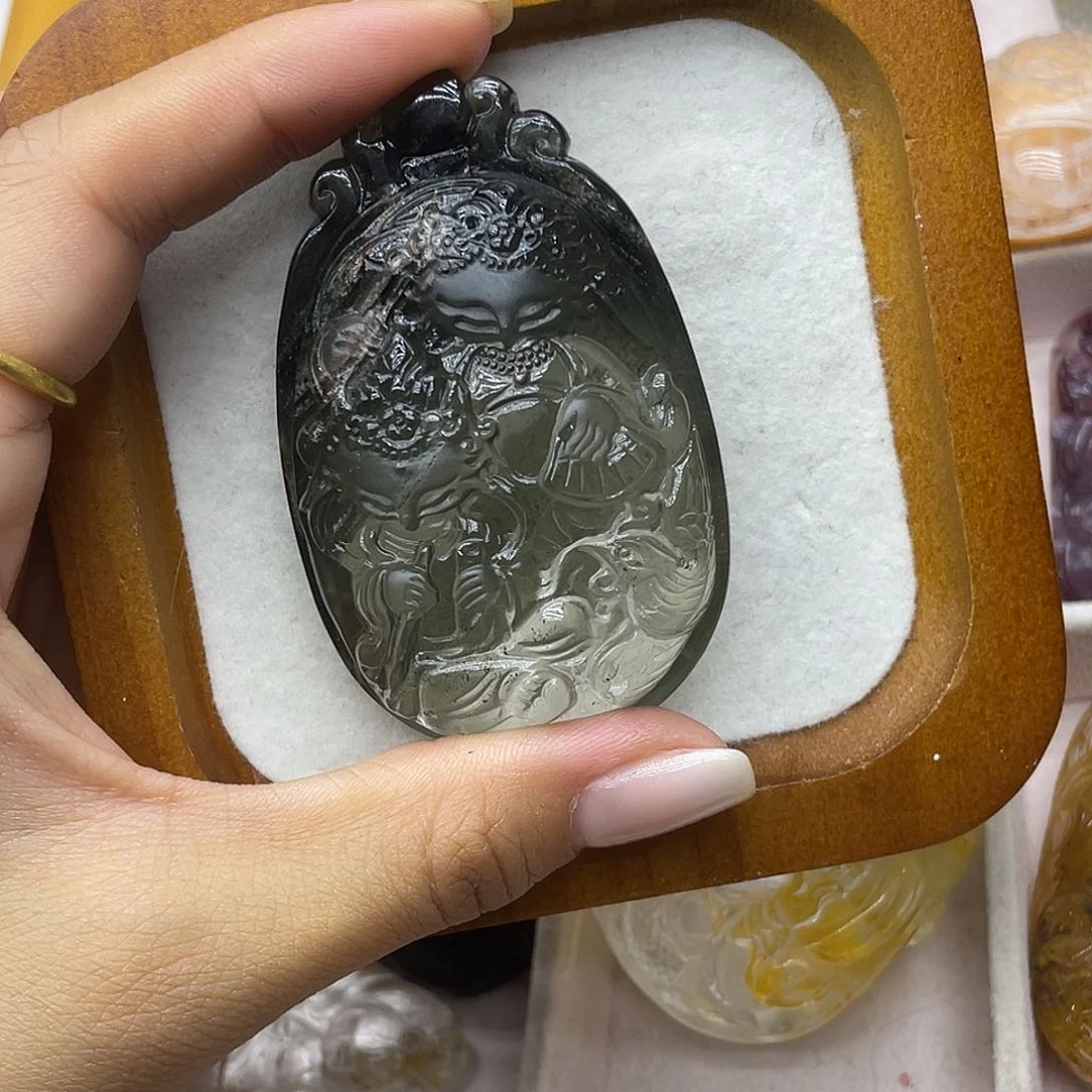 颈饰未镶嵌水晶天然