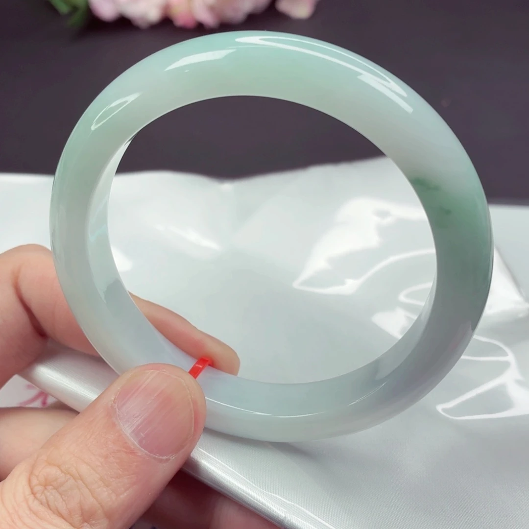 翡翠未镶嵌手镯60.8圈