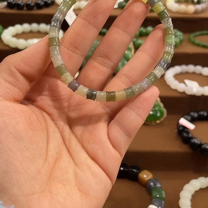 和田玉未镶嵌手串