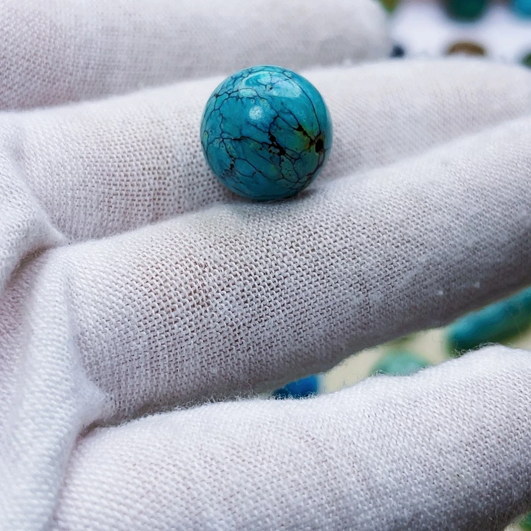 绿松石未镶嵌饰品