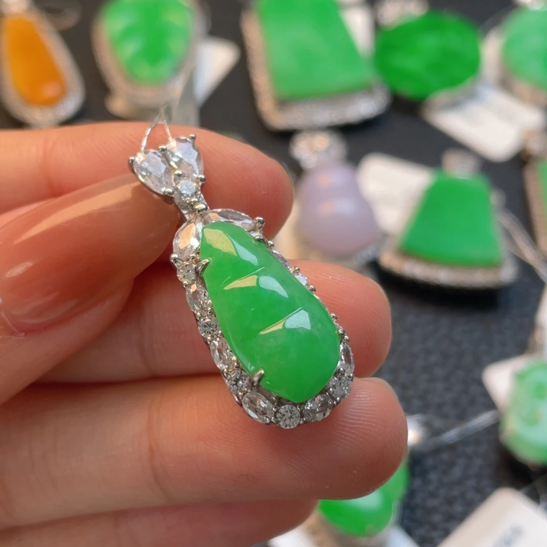 翡翠银S925镶嵌吊坠(不含链)╭****?