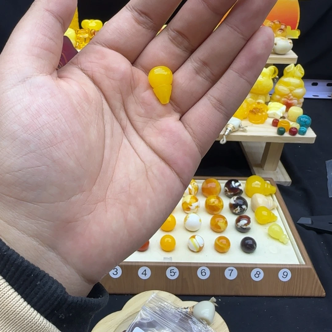 不***╮琥珀未镶嵌裸石..