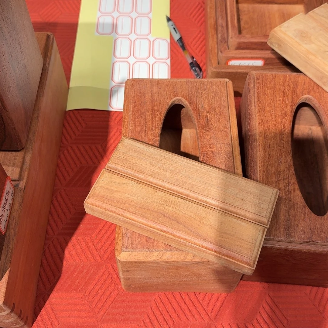 橘***h镇尺大果紫檀微瑕一对