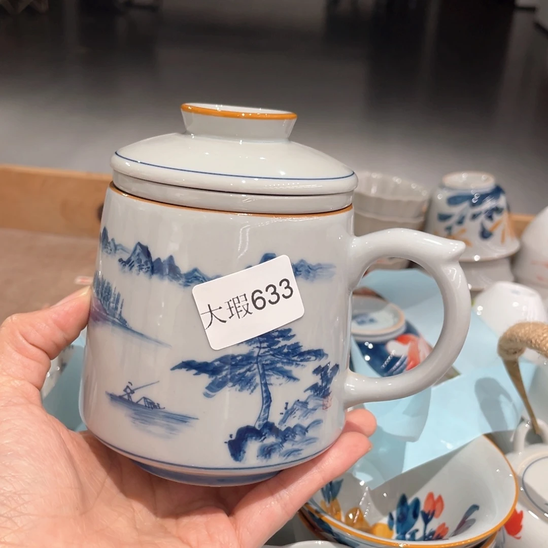 釉下手绘茶具微瑕