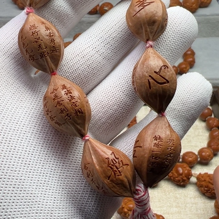 手串橄榄核橄榄核雕工艺制作