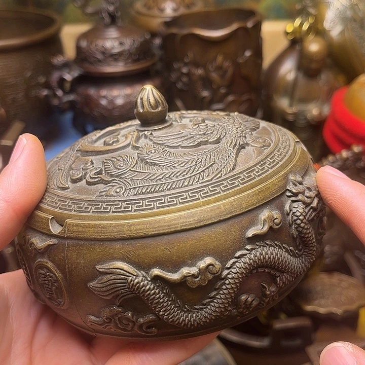 精美铜器批发档口