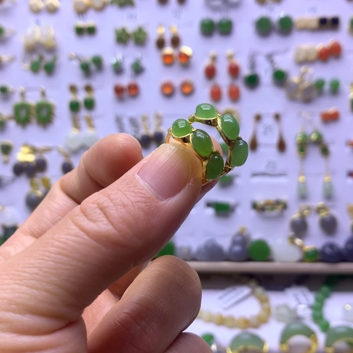 和田玉银S925镶嵌耳饰