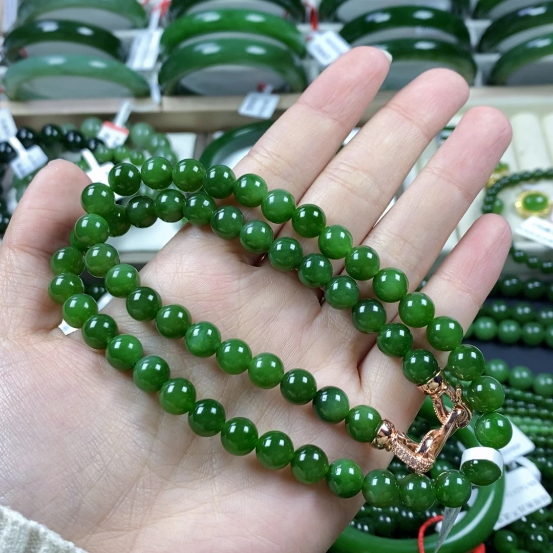 和田玉（碧玉）颈饰未镶嵌