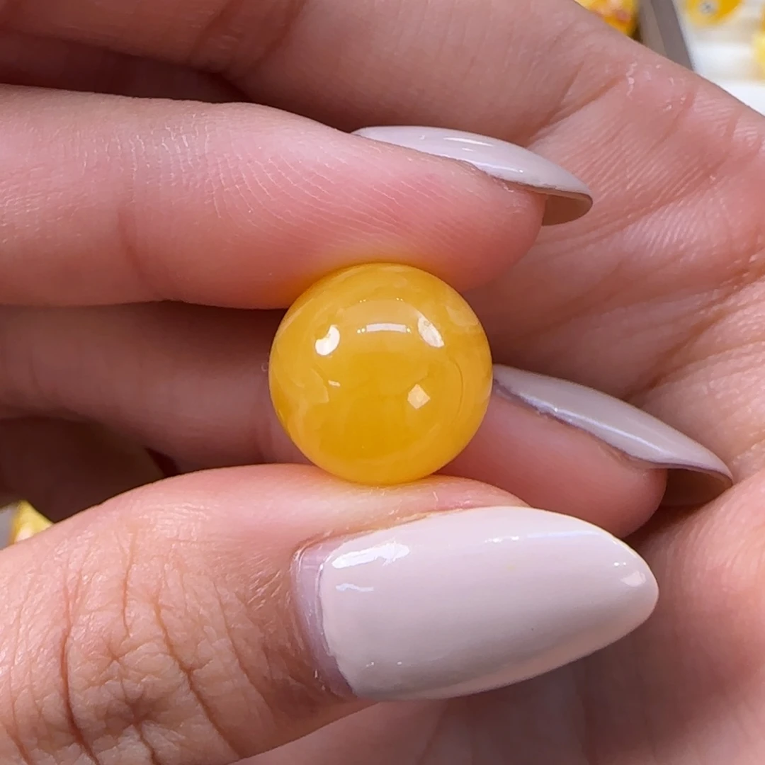 琥珀未镶嵌珠宝奇石冰*姐