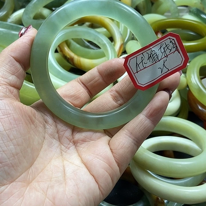 蛇纹石玉手镯未镶嵌?****?