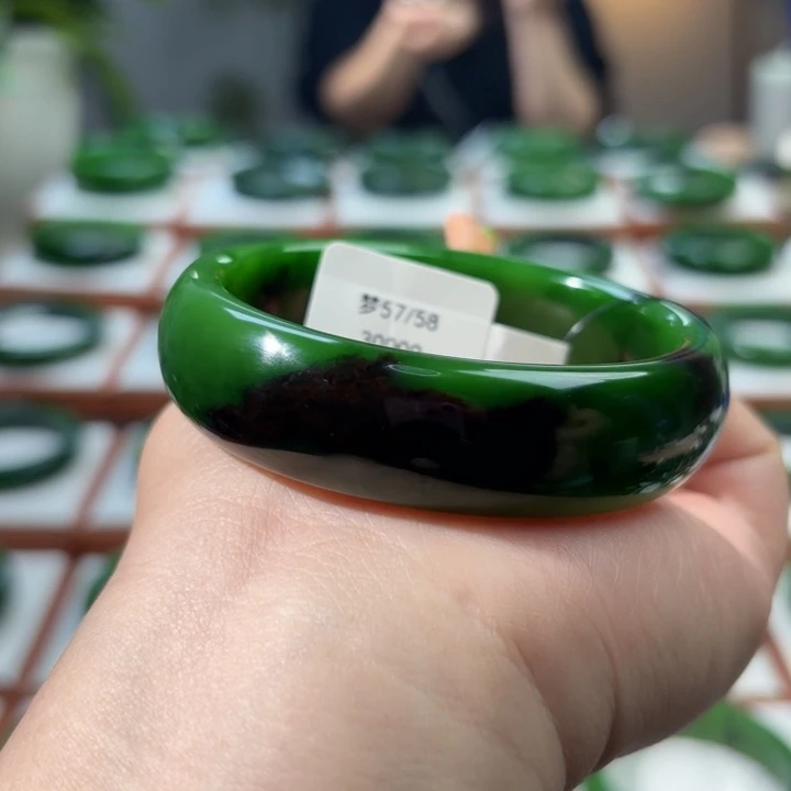 未镶嵌手镯和田玉57.58