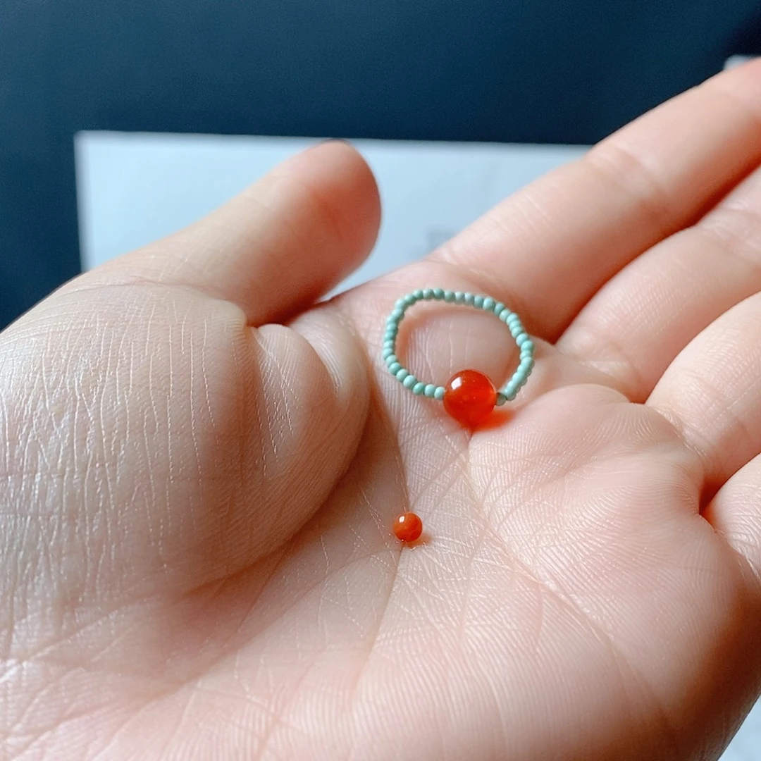 南红玛瑙颈饰未镶嵌