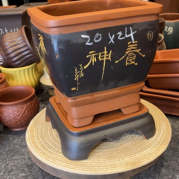 紫砂花盆紫砂花盆