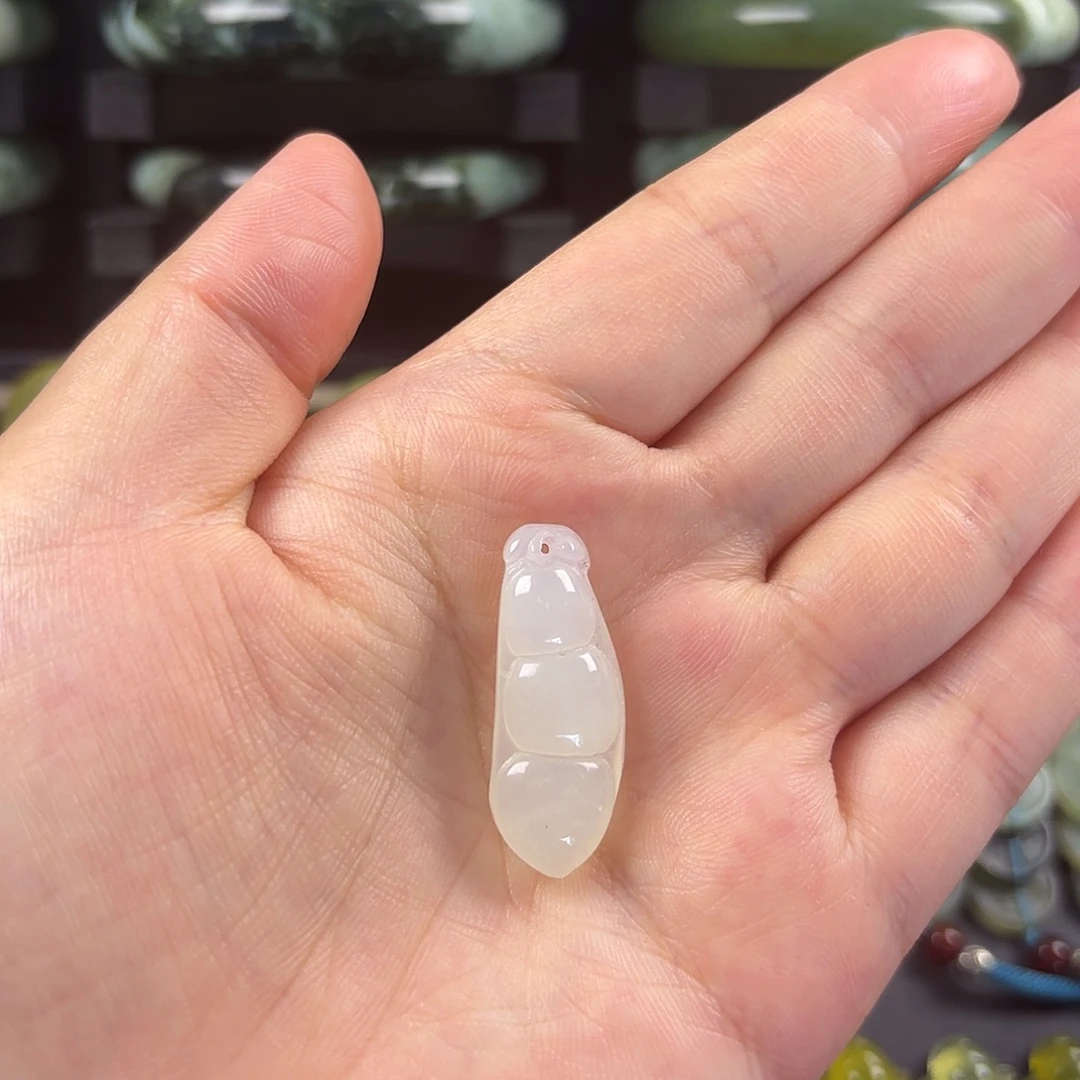 蛇纹石玉合金颈饰