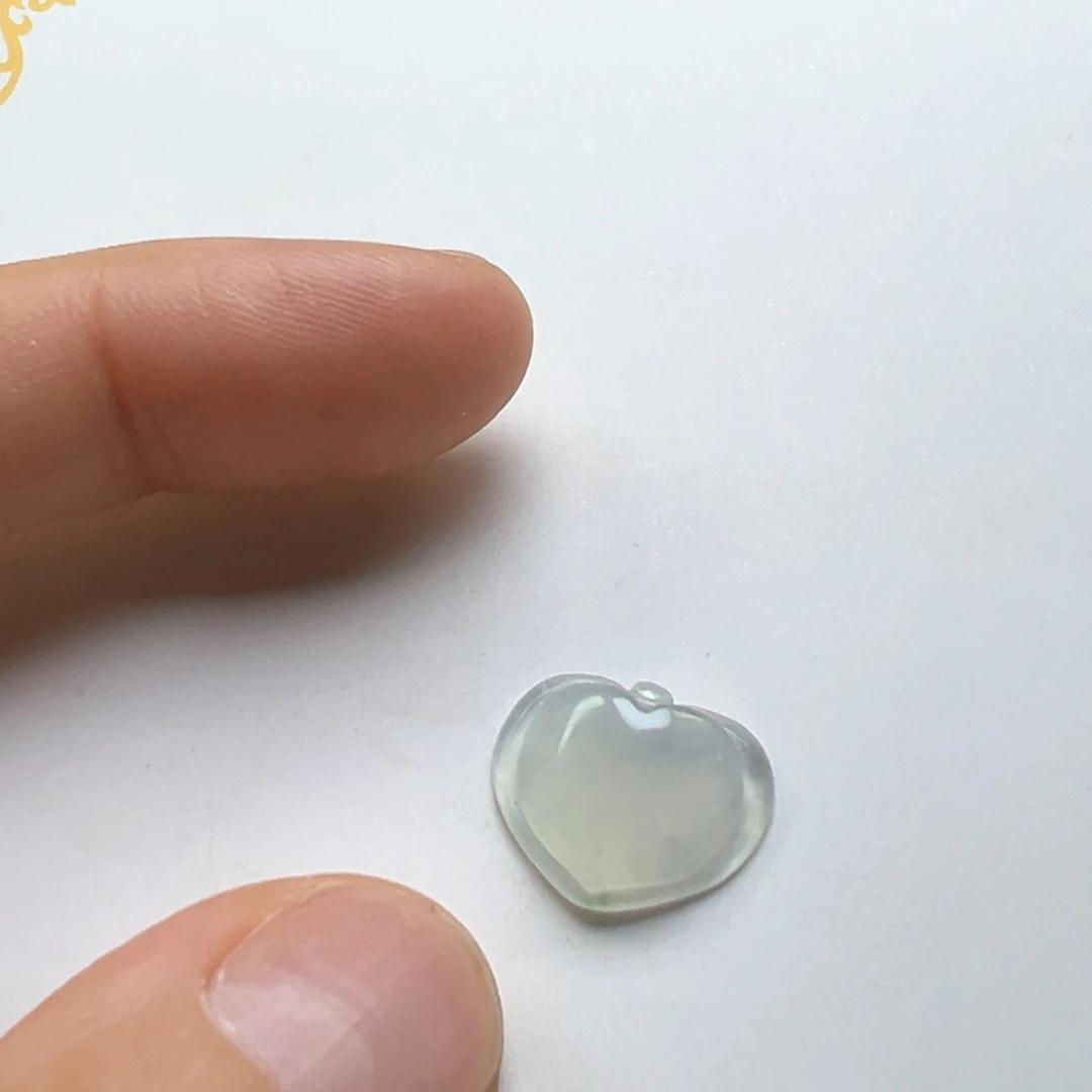 未镶嵌手绳翡翠缅甸翡翠A货爱心
