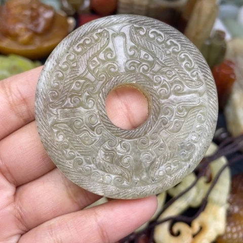 蛇纹石玉未镶嵌颈饰116