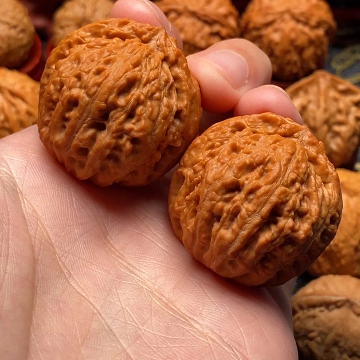 睁***眼吊坠文玩核桃麒麟纹