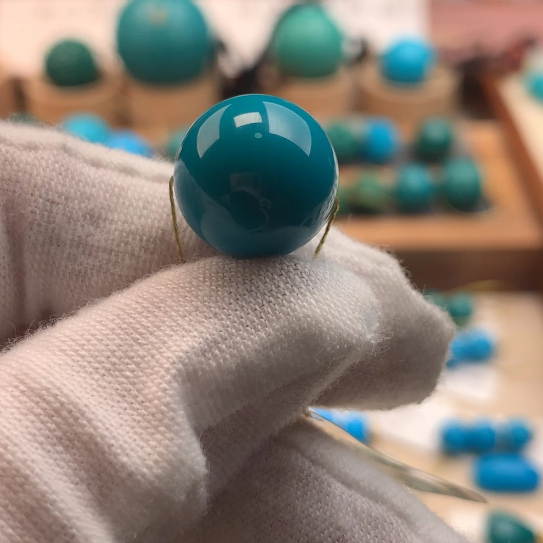 绿松石未镶嵌珠宝奇石13.9m