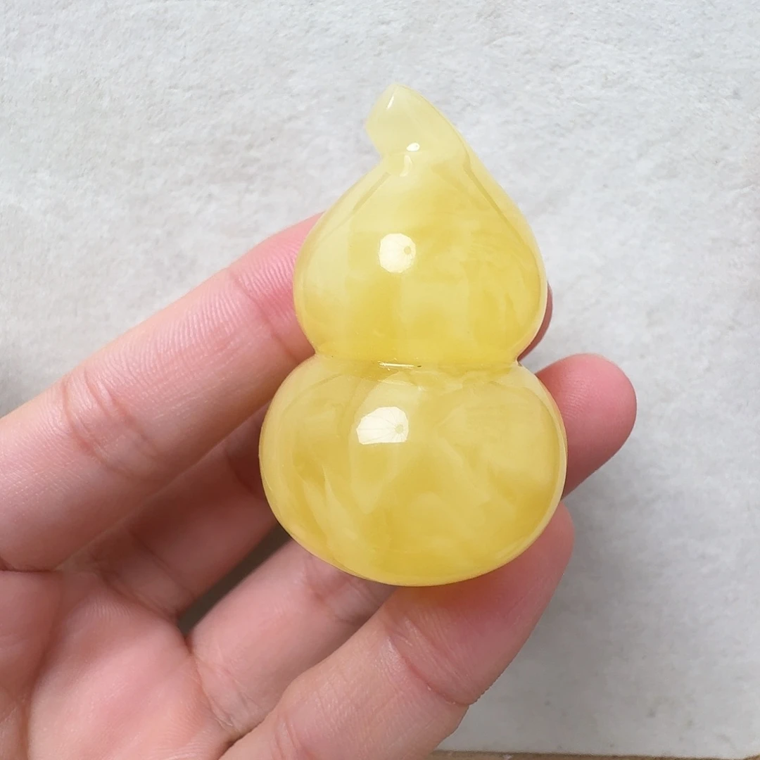 蜜蜡未镶嵌珠宝奇石超过七天不退不换
