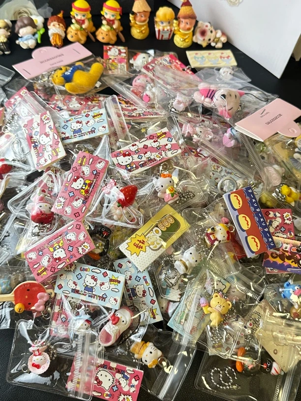 可爱凯蒂猫公仔玩偶Kitty猫diy奶油胶小挂件手工配饰包包相机装饰