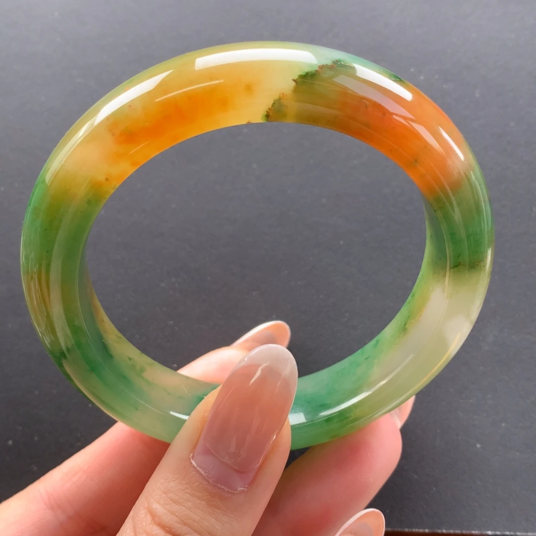 石英质玉未镶嵌手镯