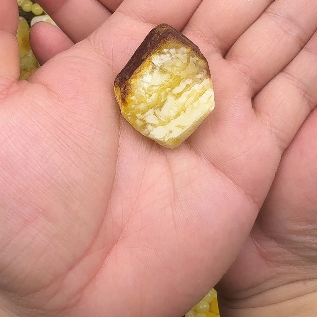 定制蜜蜡未镶嵌小**干原石