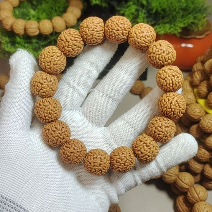 桃核手串红皮荔枝