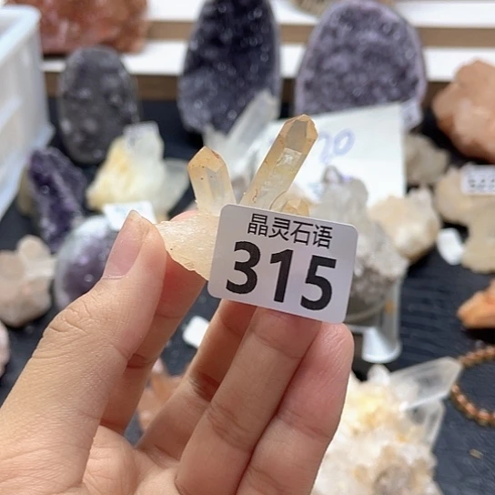 未镶嵌大型摆件（非配饰）水晶