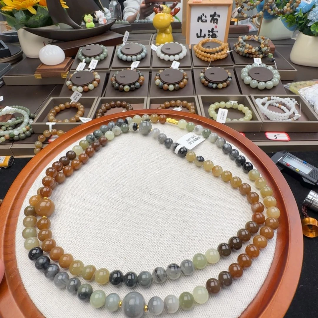 和田玉未镶嵌手链卡8楼兰108带3颗顶珠，71