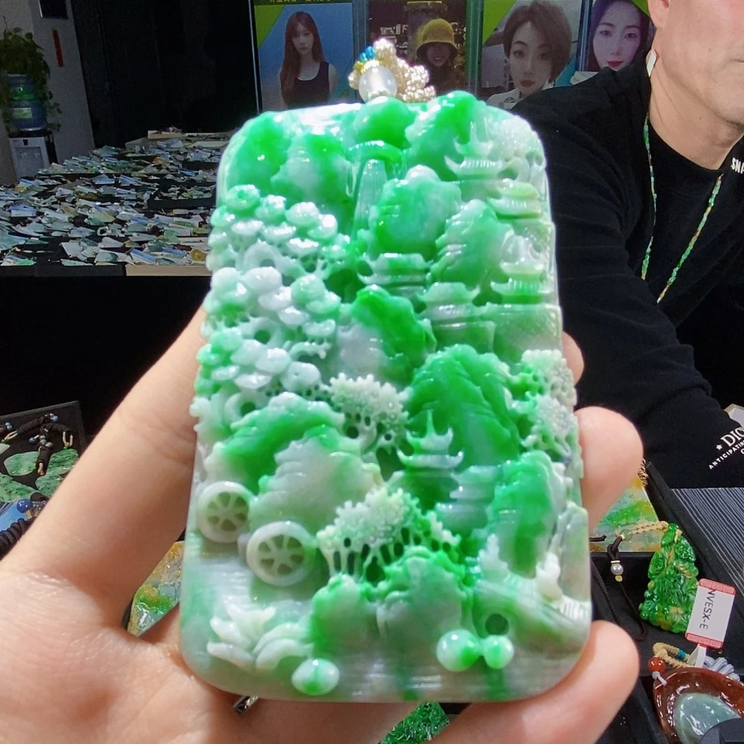 颈饰未镶嵌翡翠翡翠