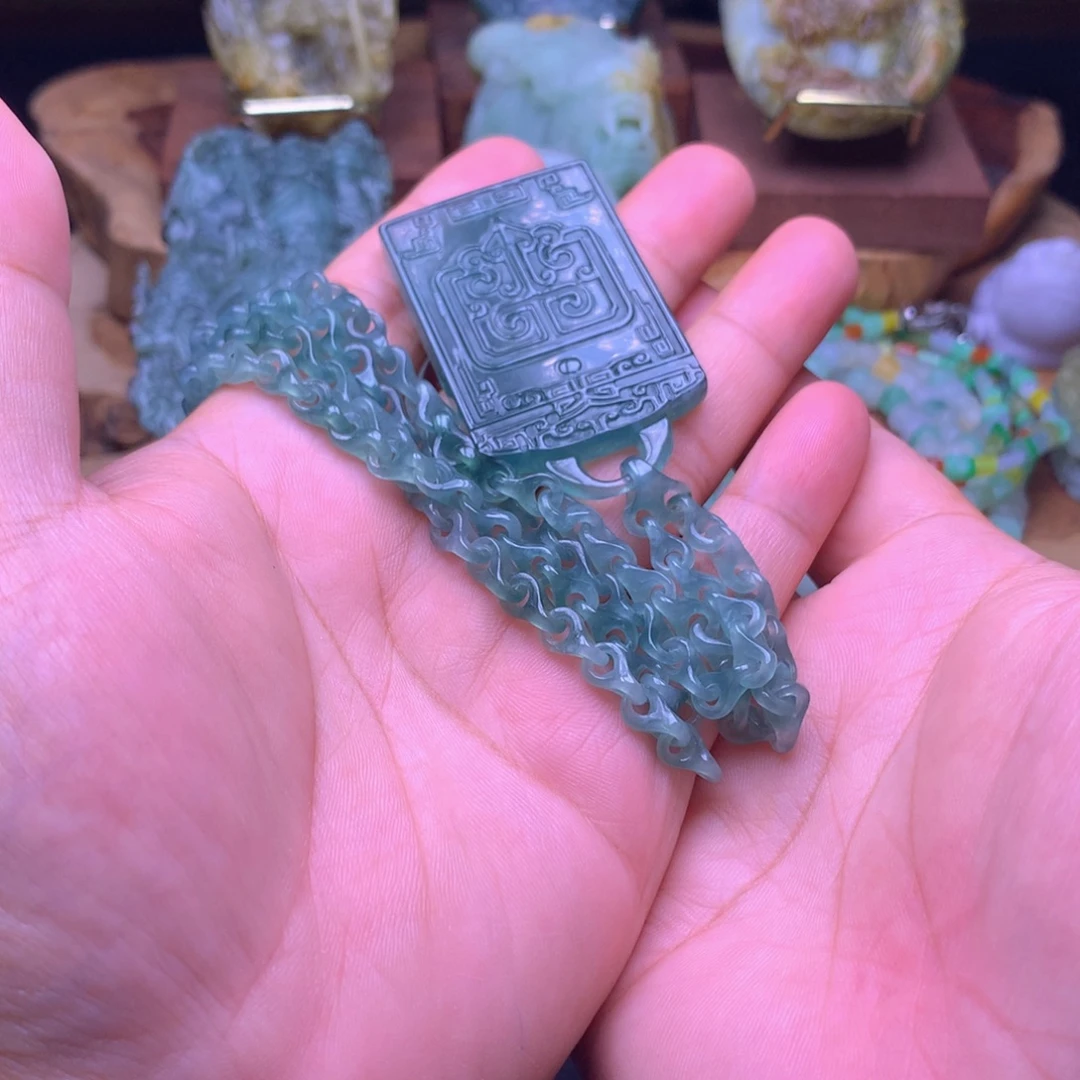钊***宝定制翡翠未镶嵌翡翠