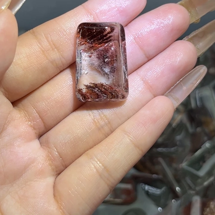 未镶嵌吊坠(赠链)水晶