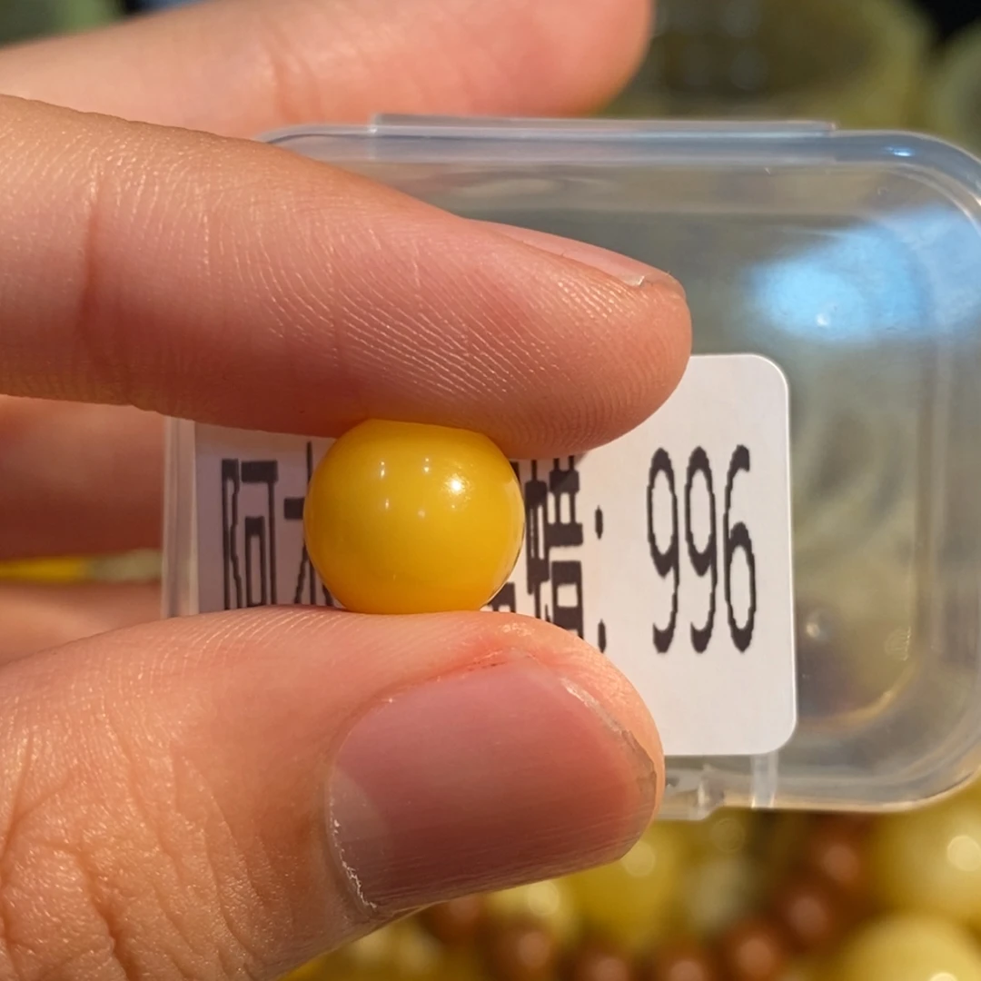 琥珀未镶嵌珠宝奇石996