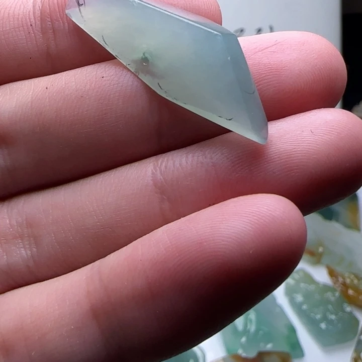 定制翡翠未镶嵌不包工