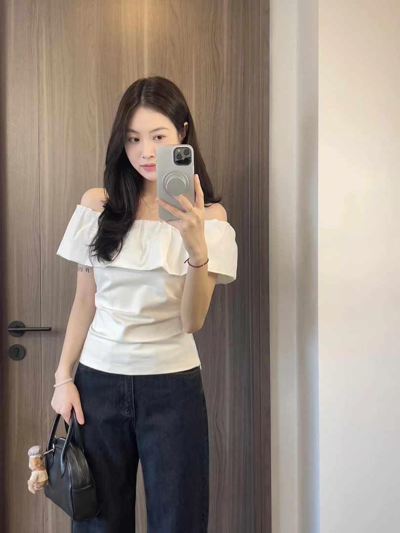 法式褶皱荷叶边露锁骨短袖t恤女夏季时尚百搭修身显瘦一字肩上衣
