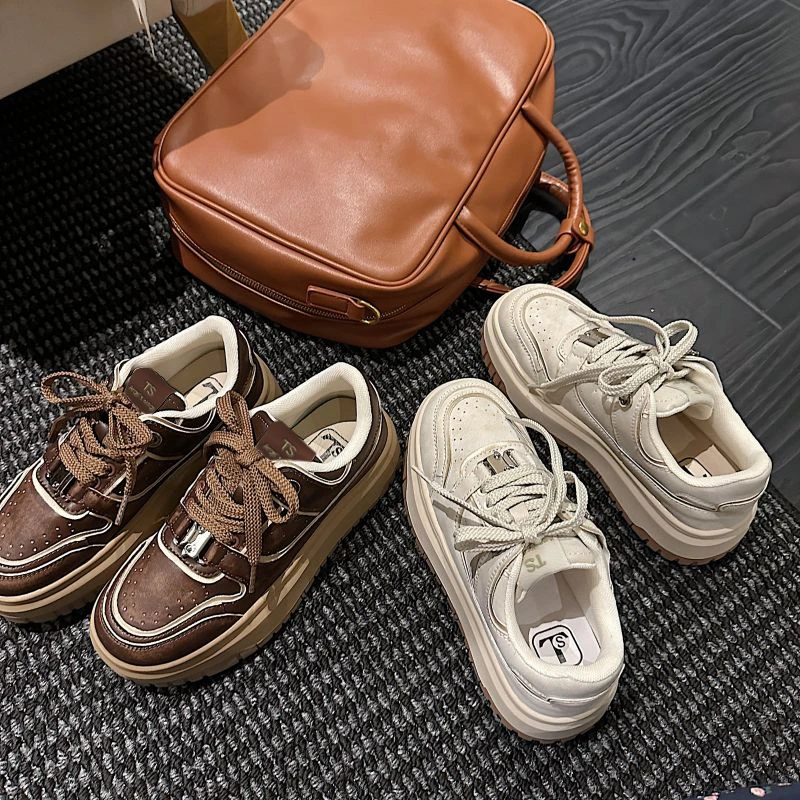 TS2024新款休闲鞋女2024秋季新款时尚百搭厚底板鞋