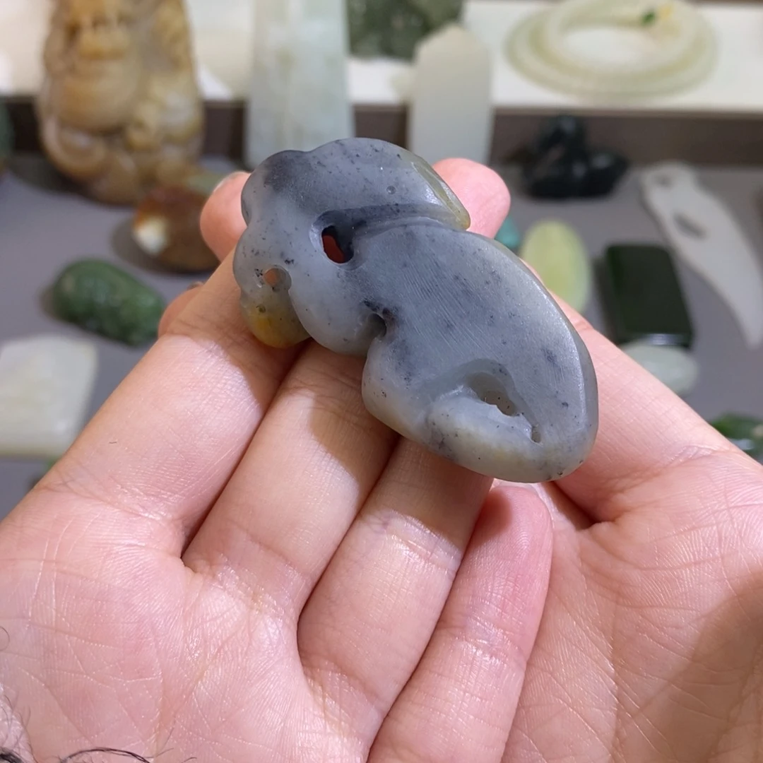 和田玉颈饰未镶嵌定制