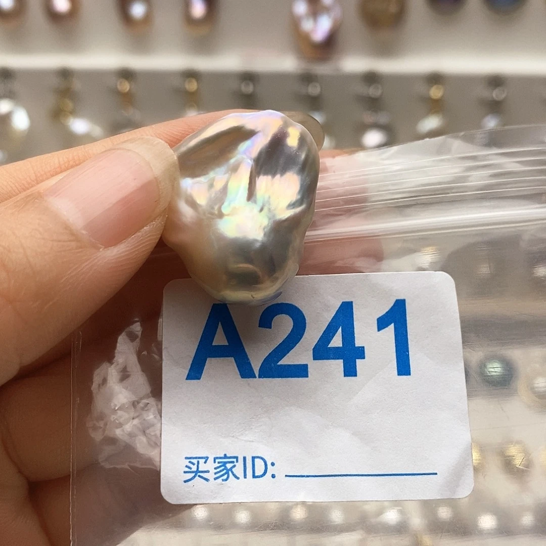 颈饰未镶嵌淡水珍珠