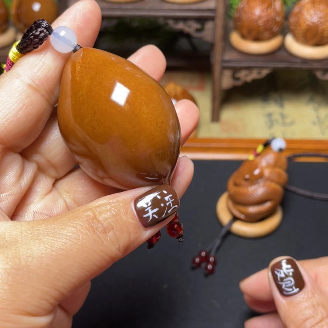 橄榄核吊坠一线天37穿配