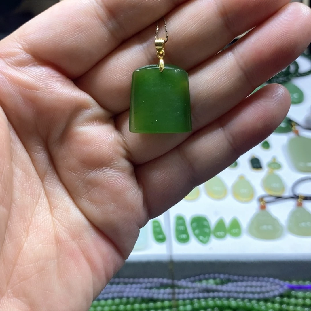 吊坠(不含链)银S925镶嵌和田玉（碧玉）