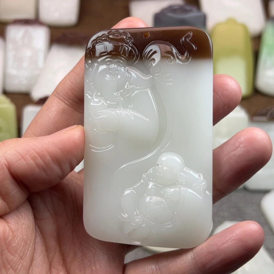 和田玉未镶嵌颈饰