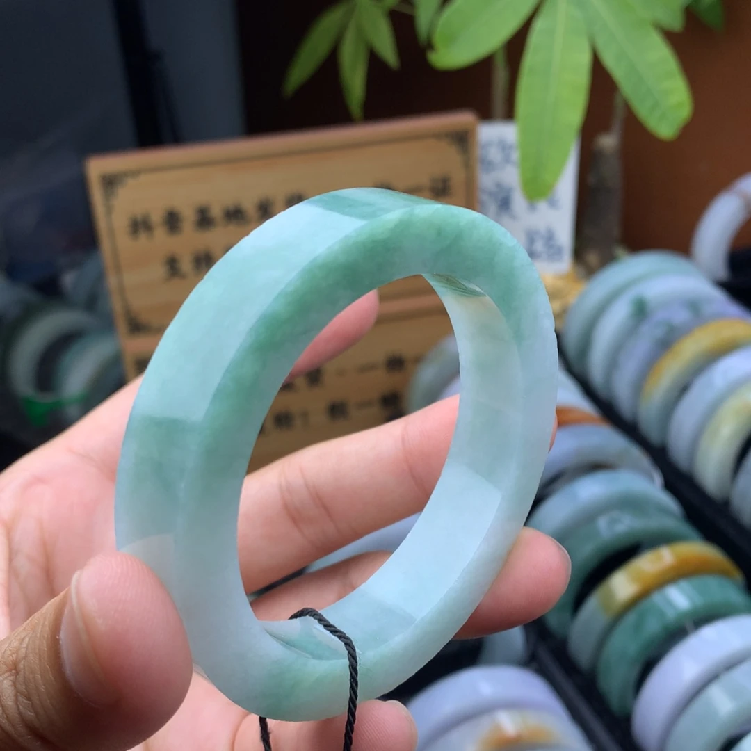 未镶嵌手镯定制翡翠定制手镯