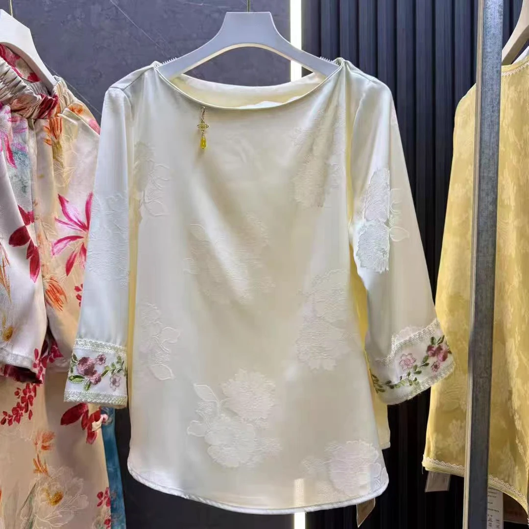 Z62025新款新中式国风 吊坠提花上衣