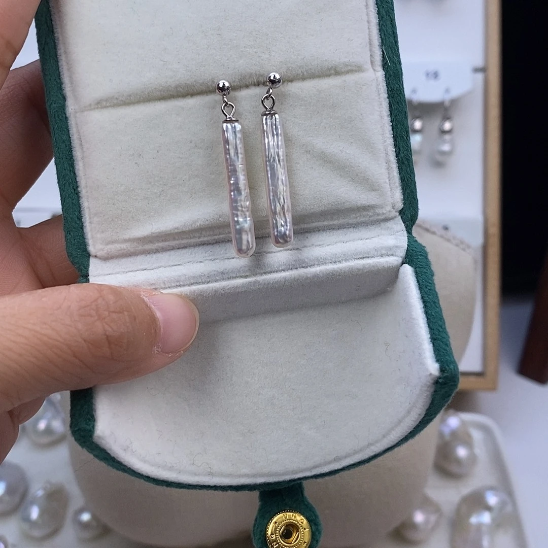 银S925镶嵌淡水珍珠耳饰