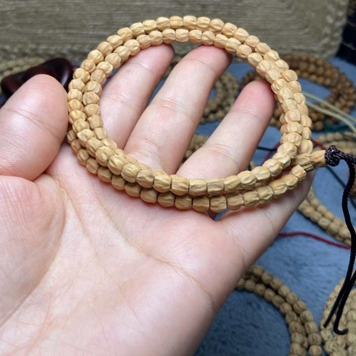 【闪购商品】吊坠柏香籽/百香籽