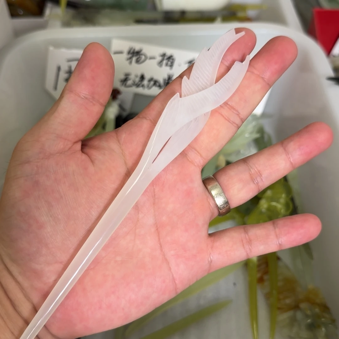 蛇纹石玉未镶嵌发饰