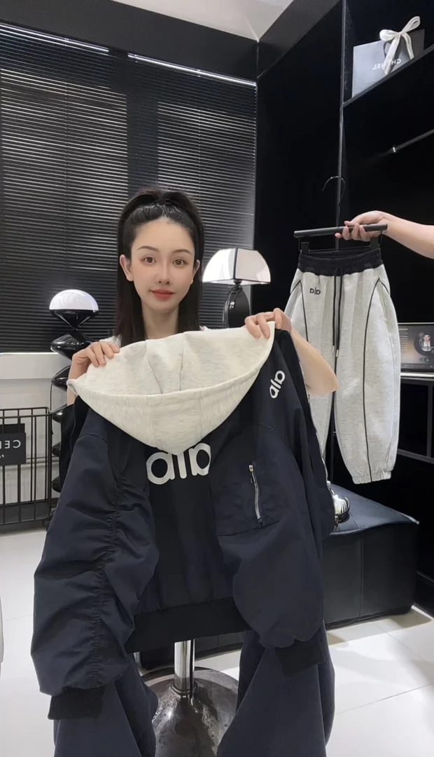 【夹棉/不夹棉】男童秋冬夹棉加厚韩版连帽假两件字母休闲外套10365