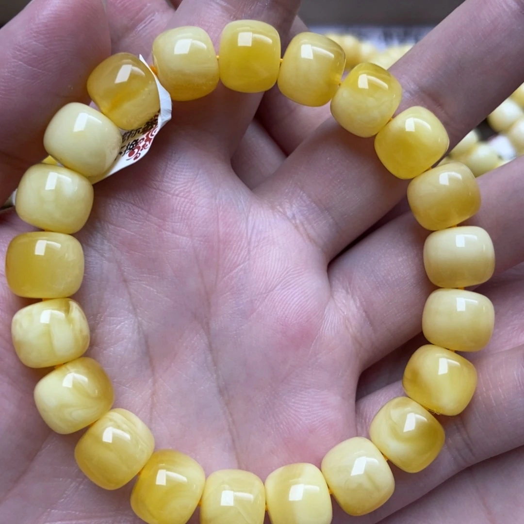 蜜蜡未镶嵌珠宝奇石220