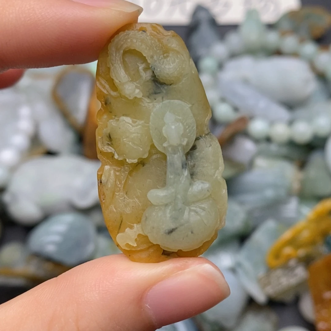 定制翡翠未镶嵌翡翠