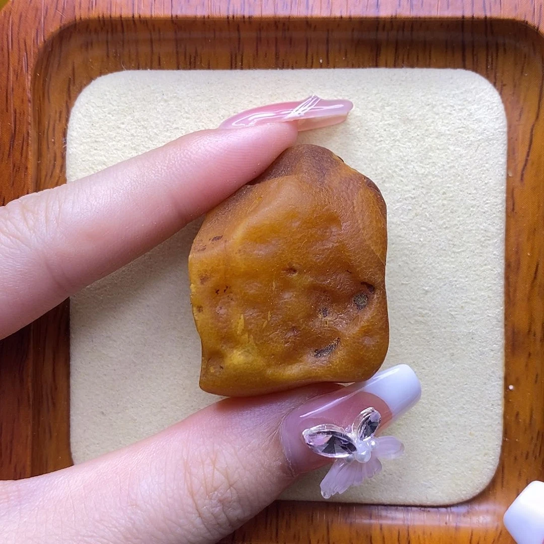 定制琥珀未镶嵌陈